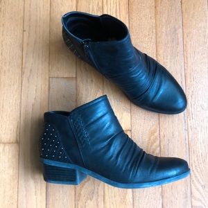 BareTraps Booties 10 Black Pin Detail